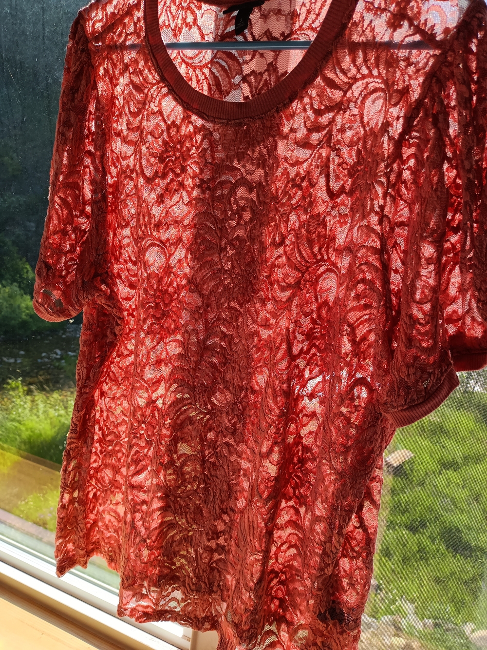 Dusty Rose Lace Short-Sleeve Women's Top